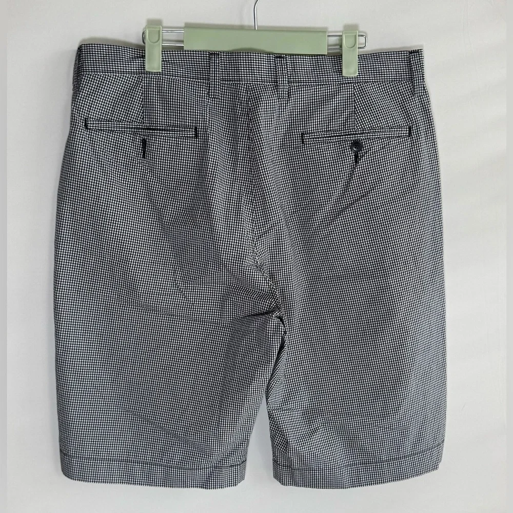 J Crew shorts • Men’s size 34